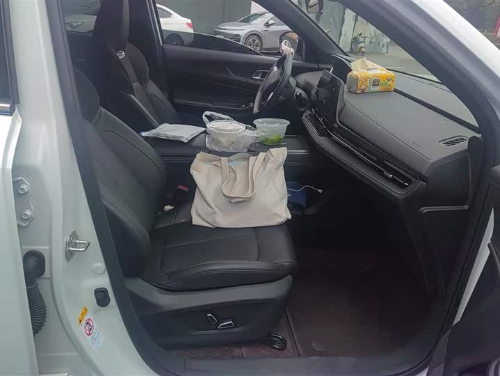 Photo 8 - Changan Qiyuan (Nevo) Q05