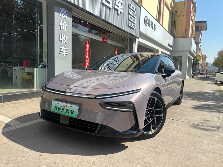 Фото 1 - XPeng F57