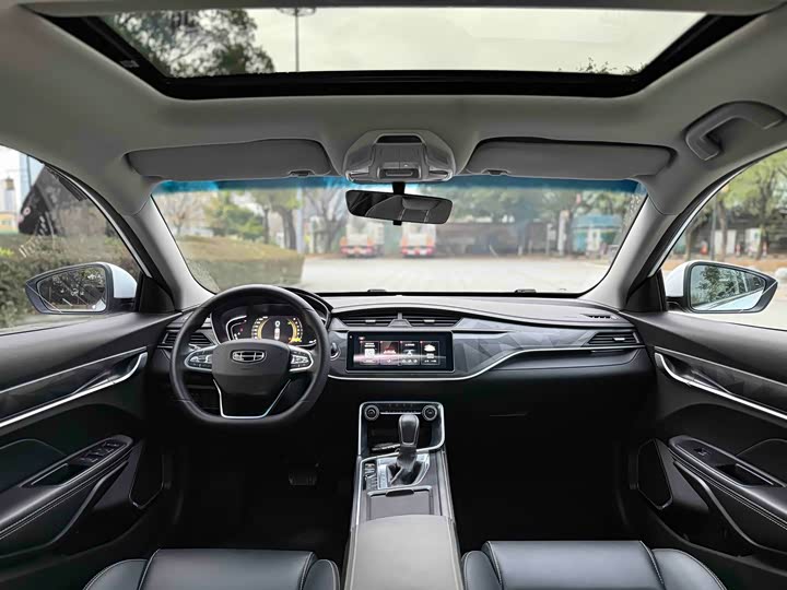 Фото 5 - Geely Binrui