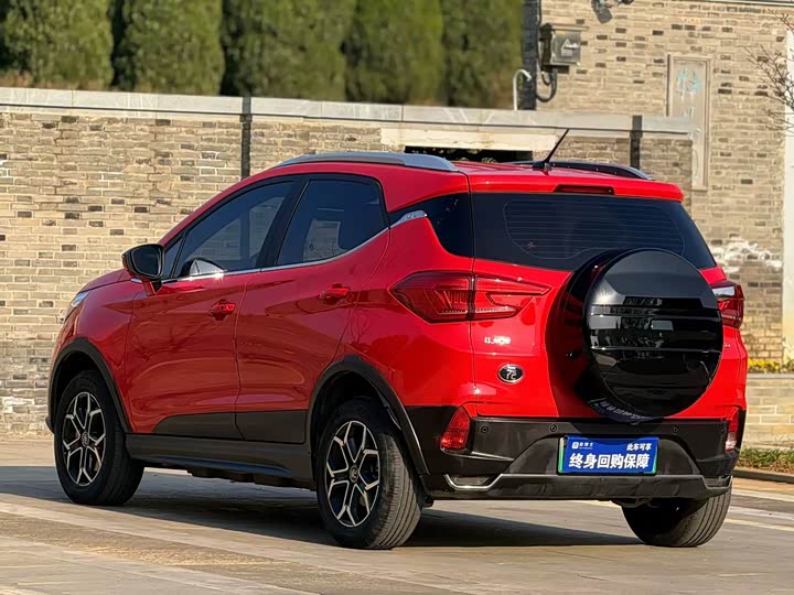 Фото 3 - BYD Yuan Pro