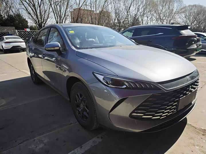 Фото 8 - BYD Qin Plus