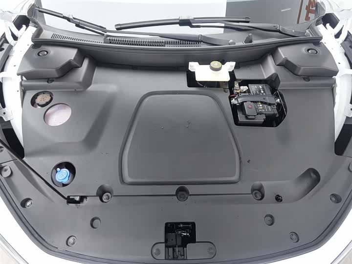 Фото 6 - XPeng Mona M03