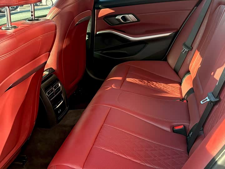 Photo 5 - BMW 3 Series