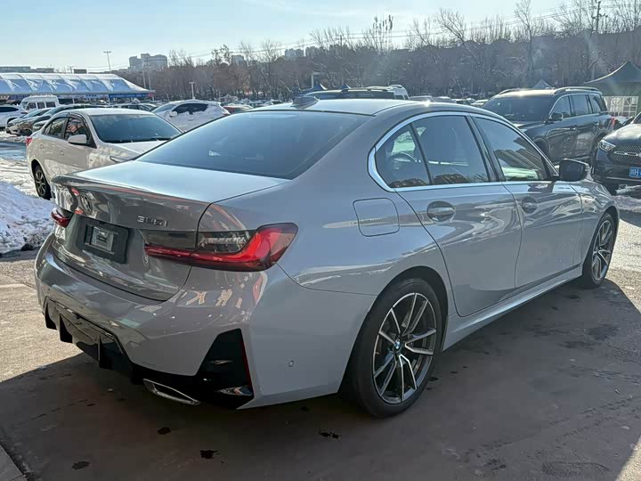 Photo 7 - BMW 3 Series