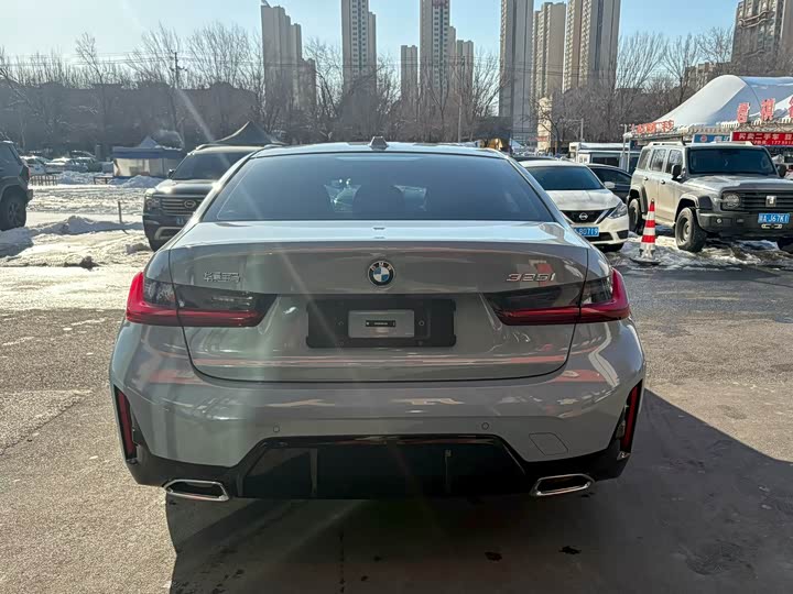 Photo 8 - BMW 3 Series