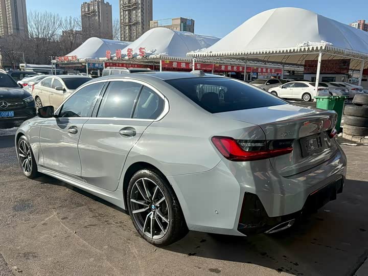 Photo 9 - BMW 3 Series