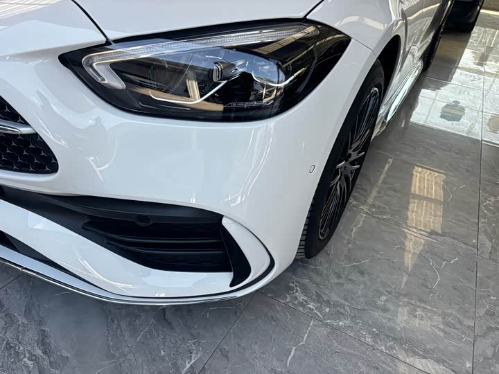 Фото 2 - Mercedes-Benz C-Class