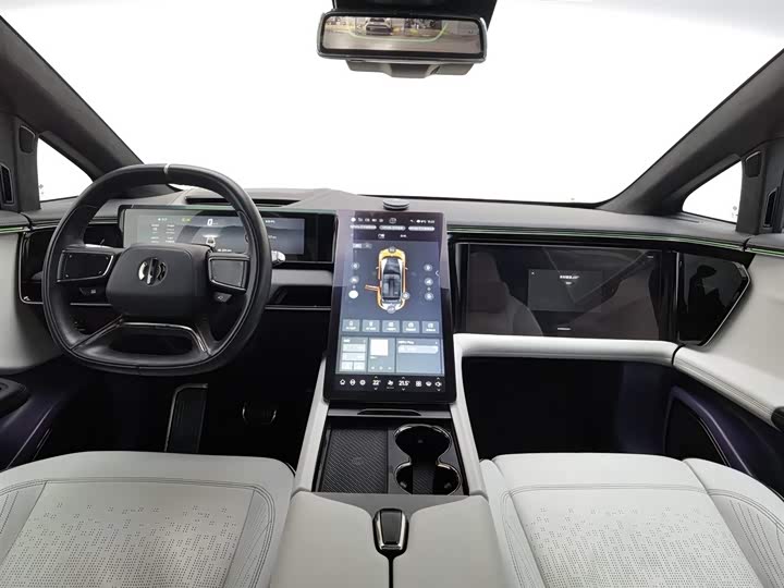 Фото 5 - HiPhi X