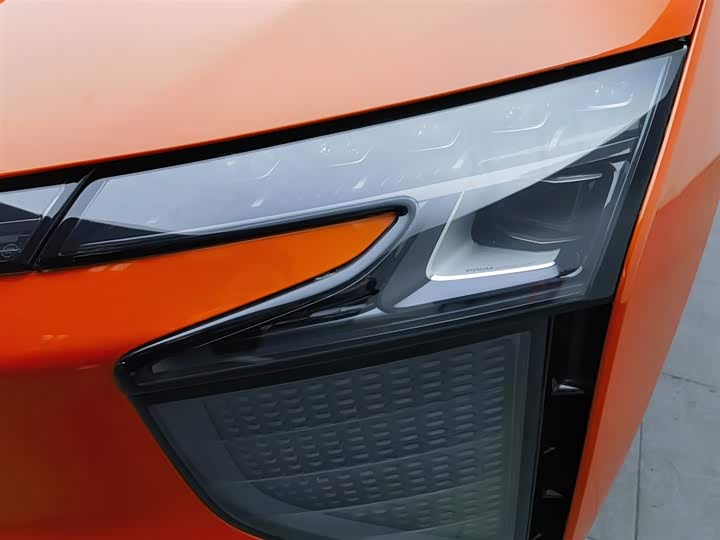 Фото 7 - HiPhi X