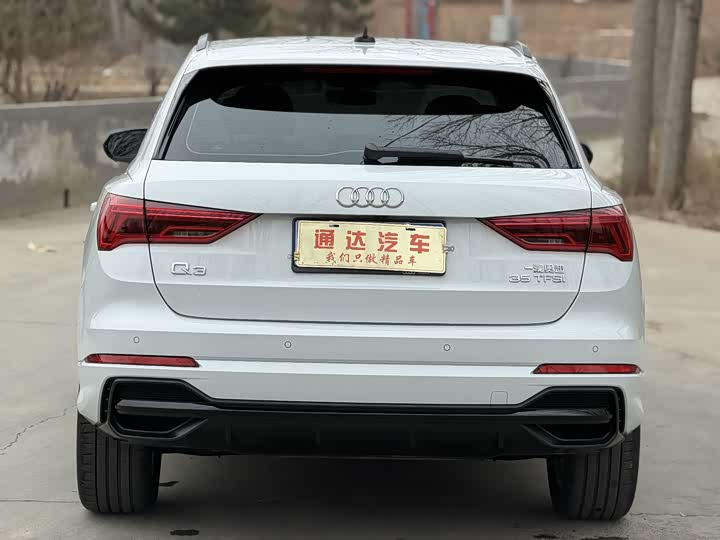 Фото 4 - Audi Q3
