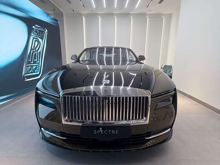Фото 2 - Rolls-Royce Spectre