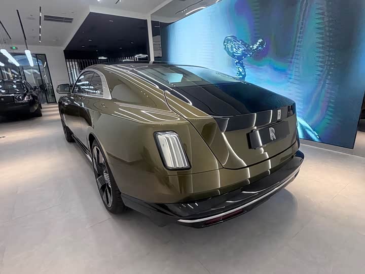 Фото 6 - Rolls-Royce Spectre