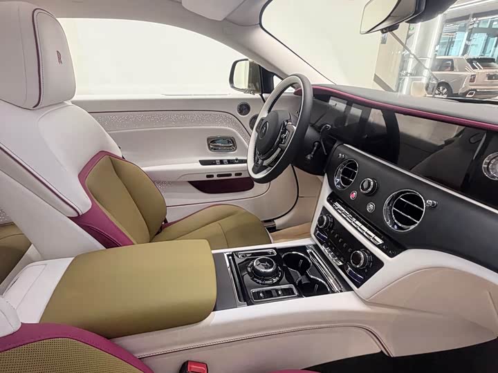 Фото 8 - Rolls-Royce Spectre