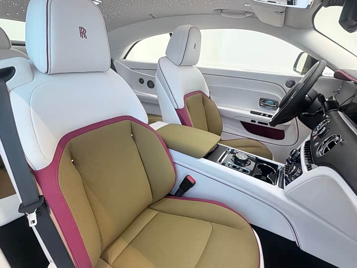 Фото 9 - Rolls-Royce Spectre