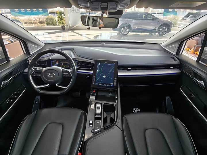 Фото 6 - Hyundai Custo