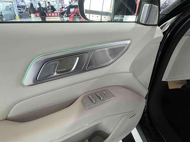 Photo 9 - Changan Deepal S09