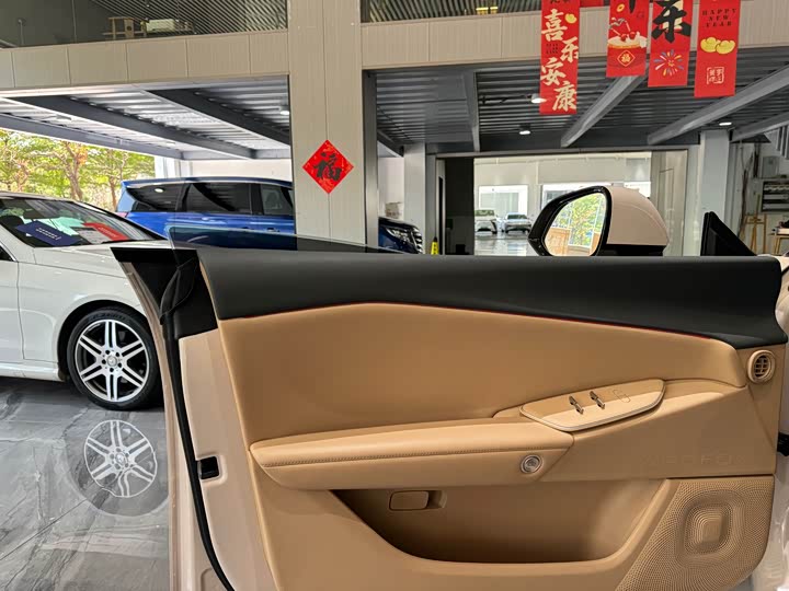 Photo 4 - BAIC Arcfox Alpha S5