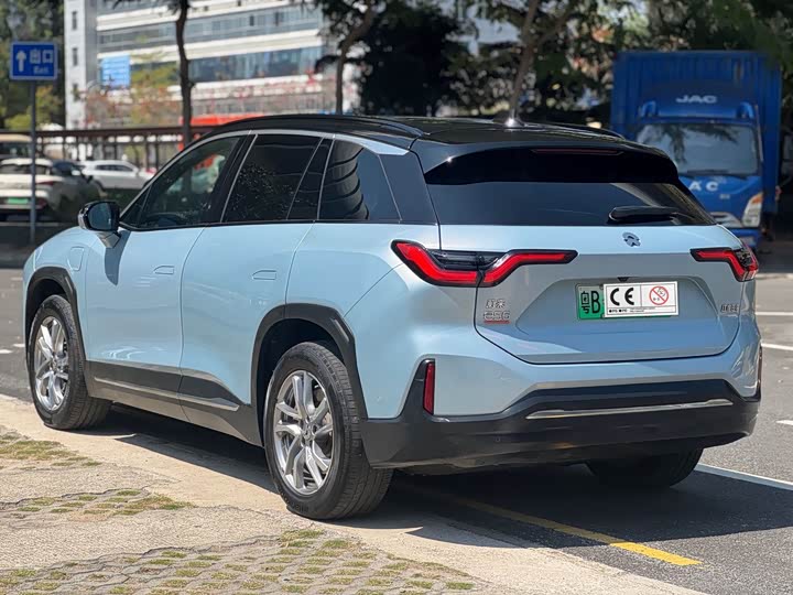 Фото 6 - Nio ES6