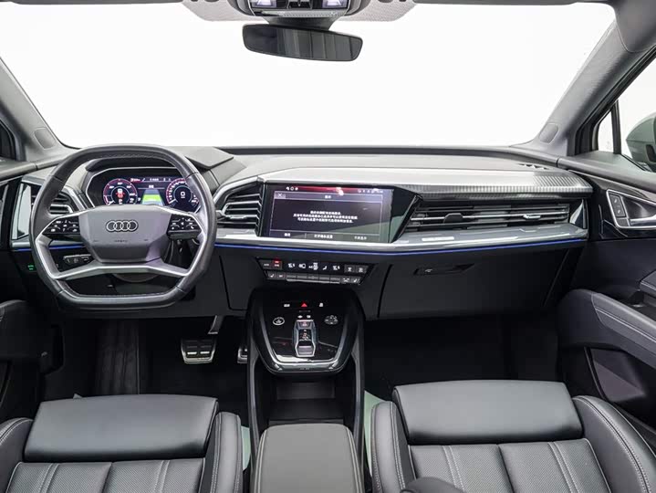 Фото 6 - Audi Q4 e-tron