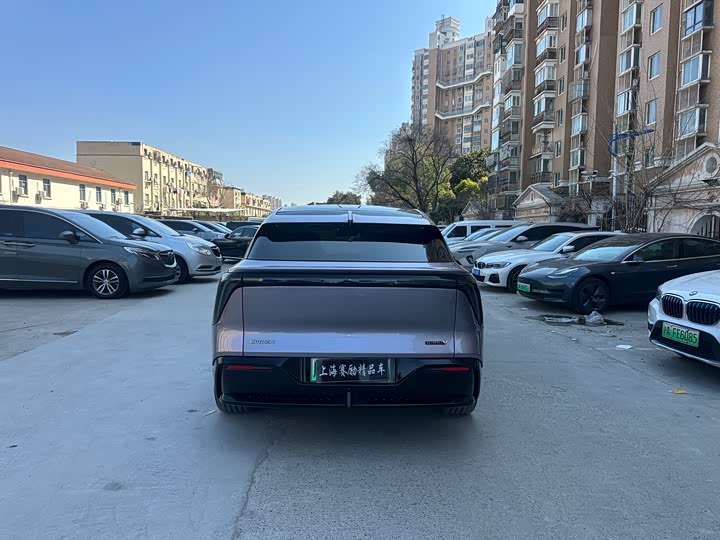 Фото 7 - HiPhi Y