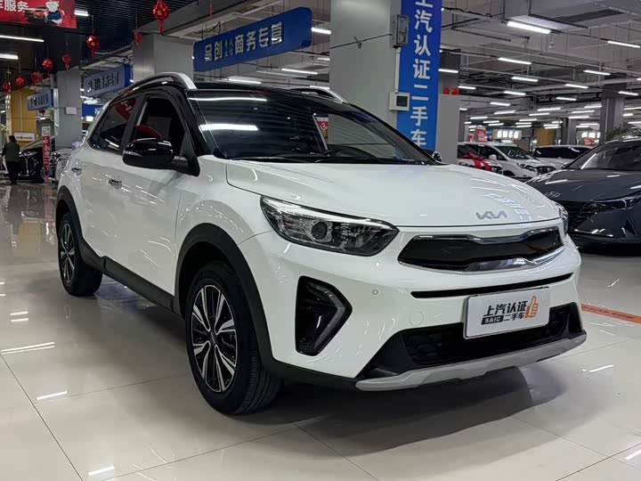 Kia KX1 2021 2021款 1.4L CVT趣享天窗款