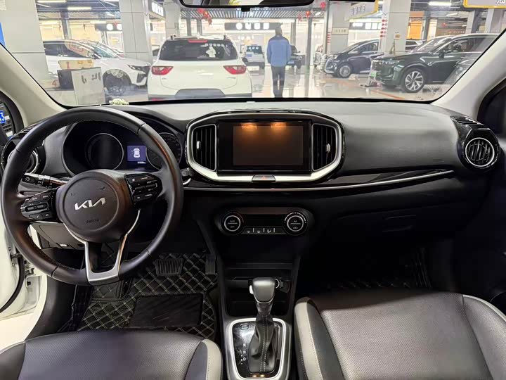 Kia KX1 2021 2021款 1.4L CVT趣享天窗款