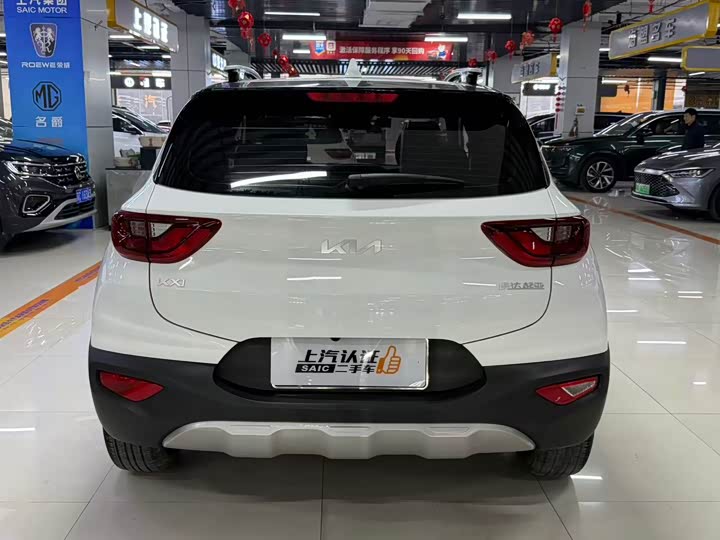 Kia KX1 2021 2021款 1.4L CVT趣享天窗款