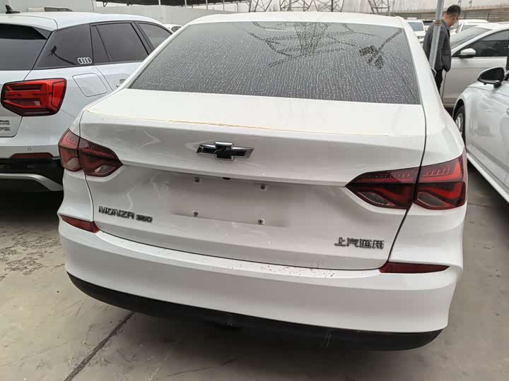 Фото 4 - Chevrolet Monza