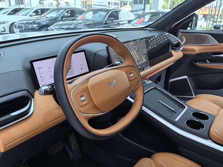 Фото 4 - XPeng G9