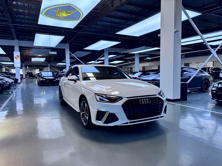 Фото 3 - Audi A4L