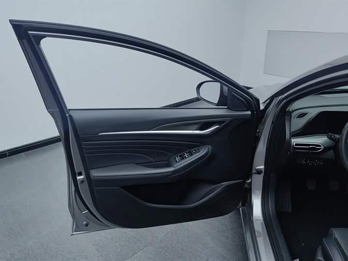 Photo 7 - Changan Eado Plus