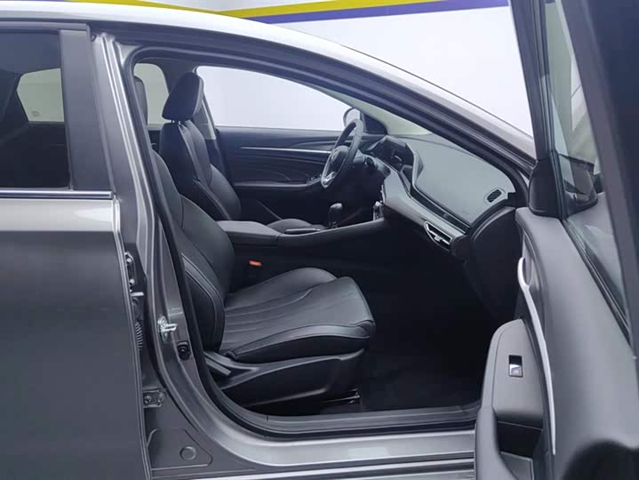 Photo 8 - Changan Eado Plus