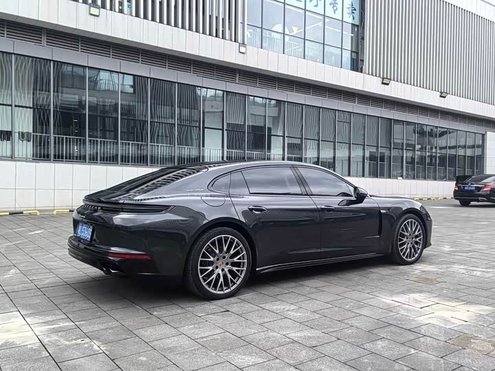 Фото 6 - Porsche Panamera