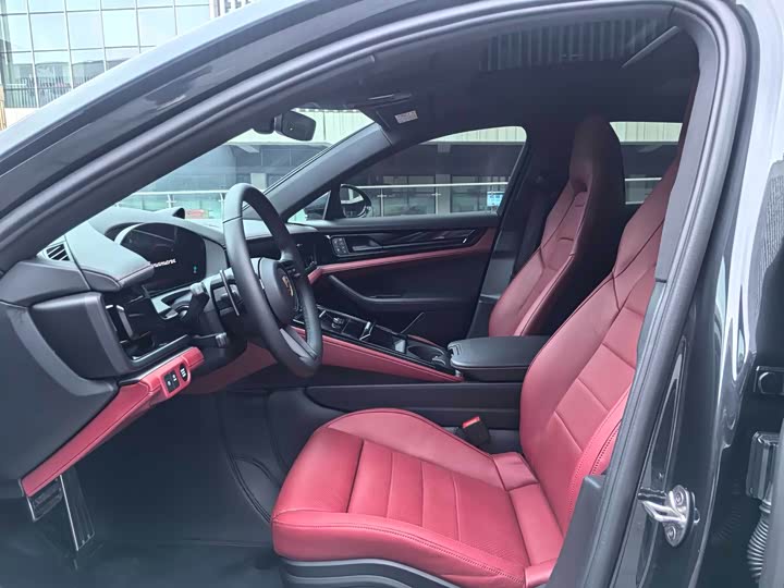 Фото 7 - Porsche Panamera