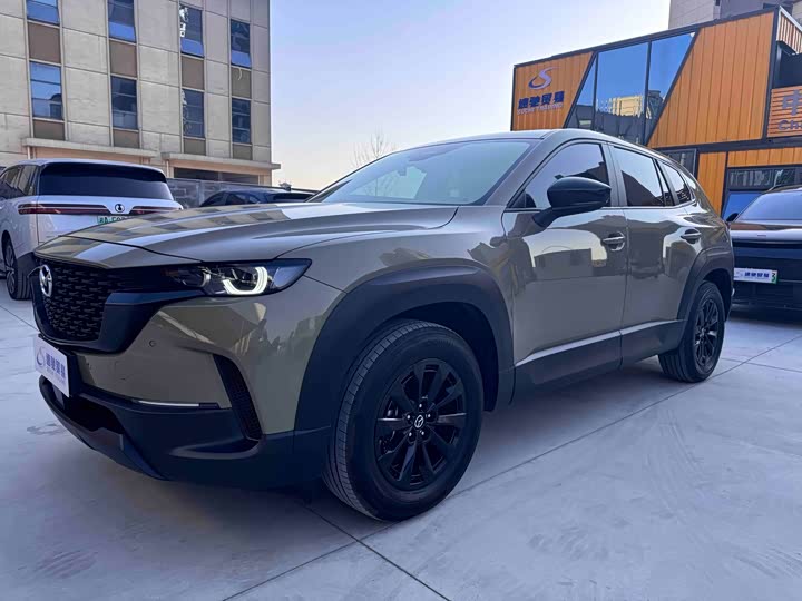 Photo 1 - Mazda CX-50