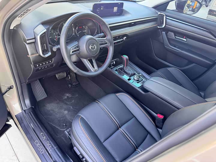 Photo 6 - Mazda CX-50