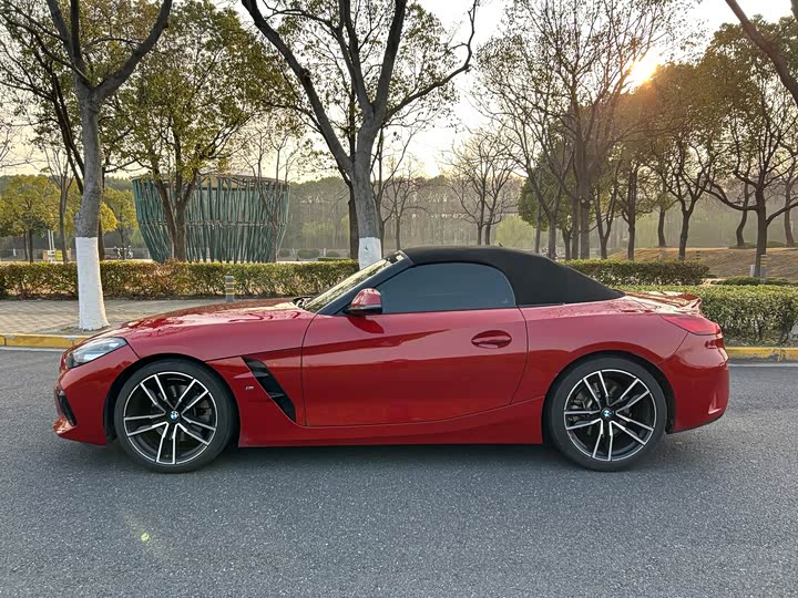 Фото 2 - BMW Z4