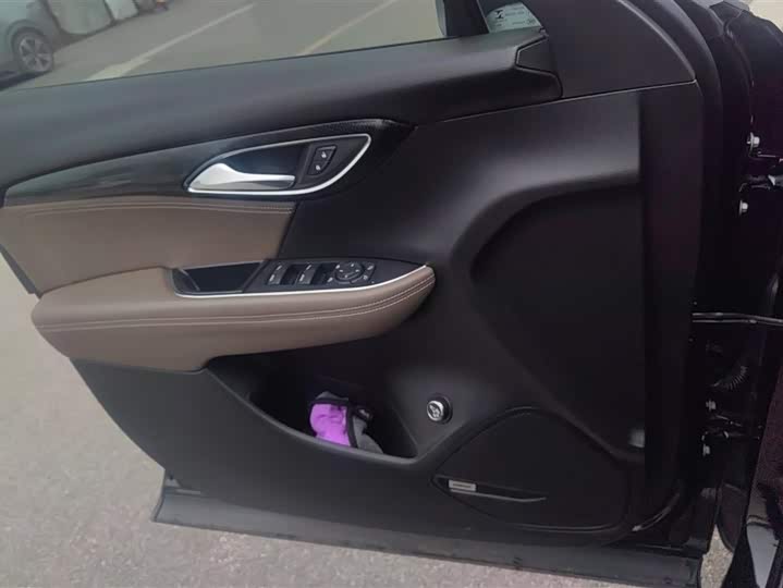 Фото 7 - Buick Envision Plus