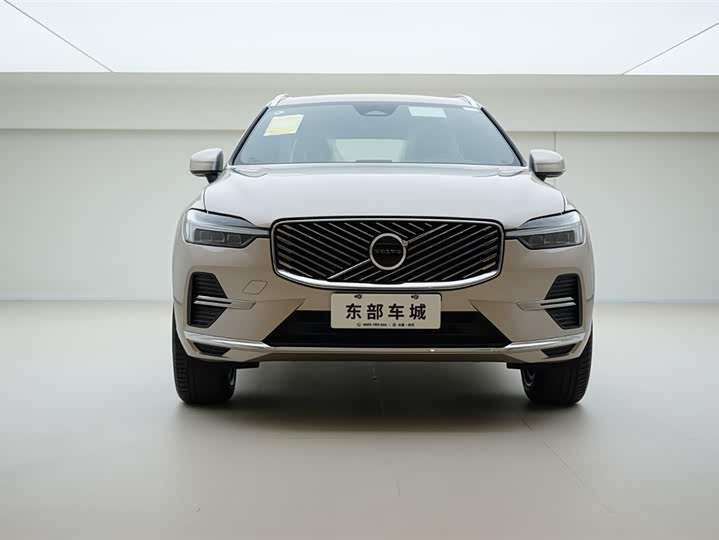 Volvo XC60 2026 2026款 B5 四驱智逸豪华版