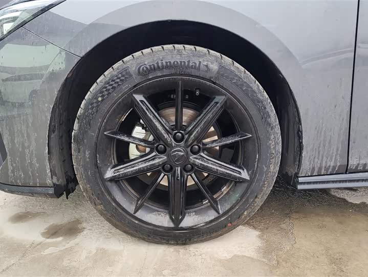 Фото 6 - Changan UNI-V