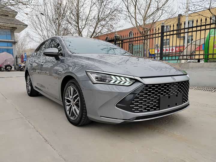 Фото 3 - BYD Qin Plus