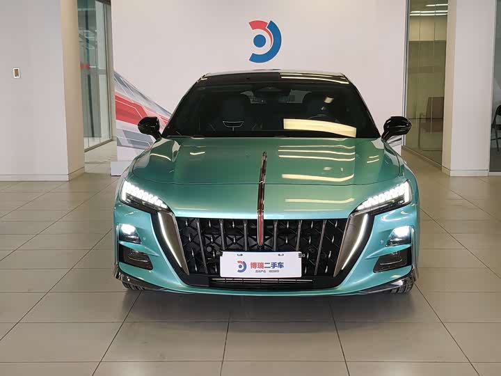 Фото 2 - Hongqi H6