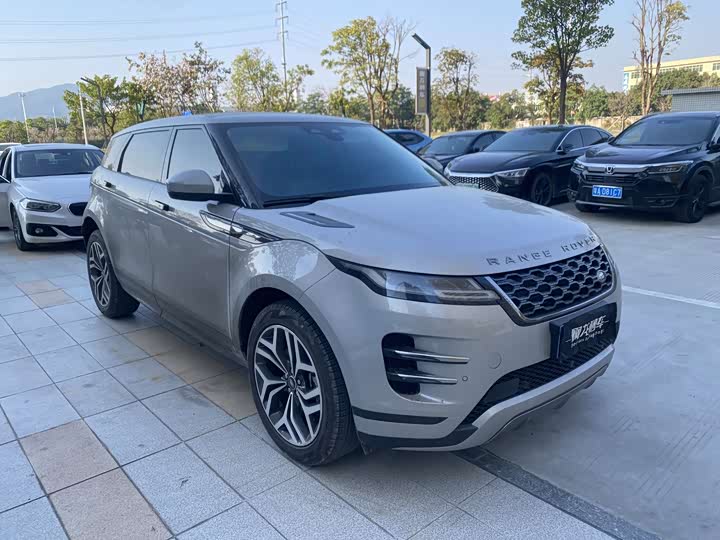 Фото 3 - Land Rover Range Rover Evoque L