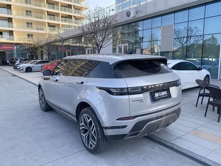 Фото 9 - Land Rover Range Rover Evoque L