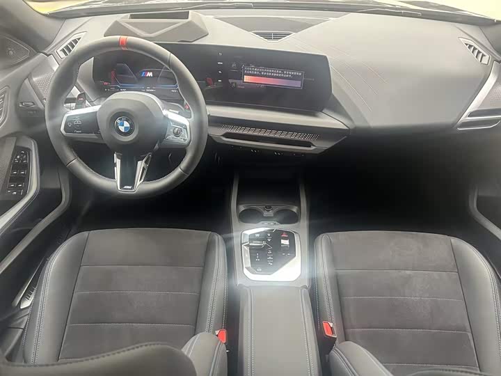 Photo 5 - BMW 2 Series