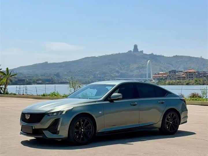 Фото 2 - Cadillac CT5