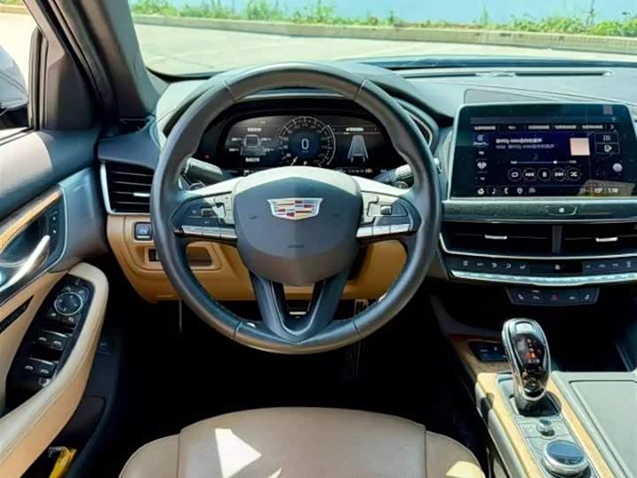 Фото 6 - Cadillac CT5