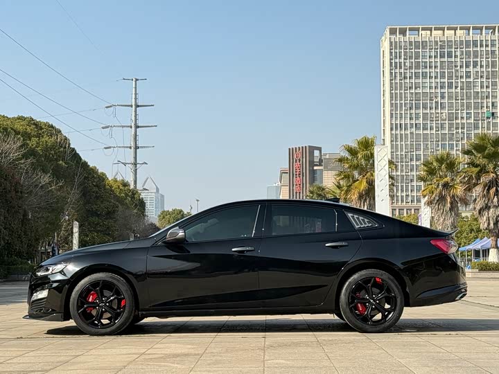 Фото 3 - Chevrolet Malibu XL