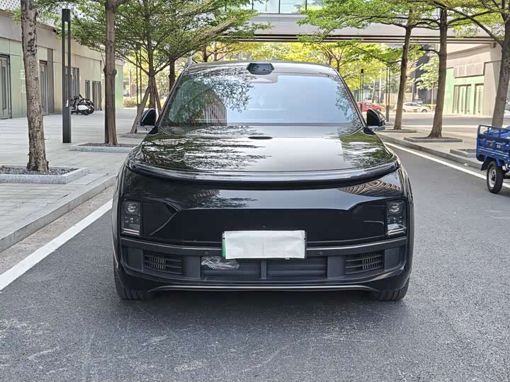 Фото 2 - LiXiang L8