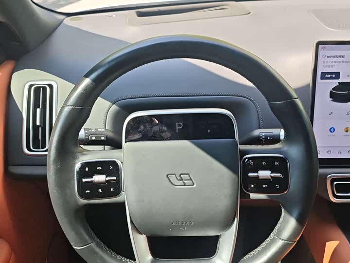 Фото 9 - LiXiang L8